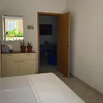 Lägenhet Domora