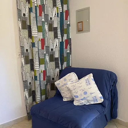 Domora