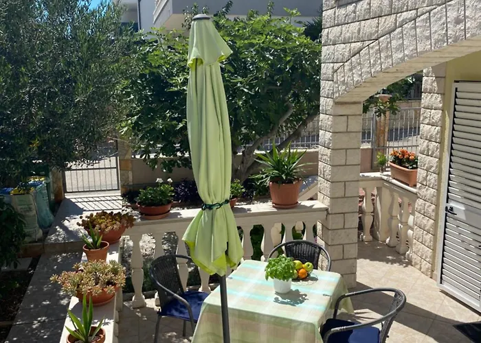 Domora تروغير